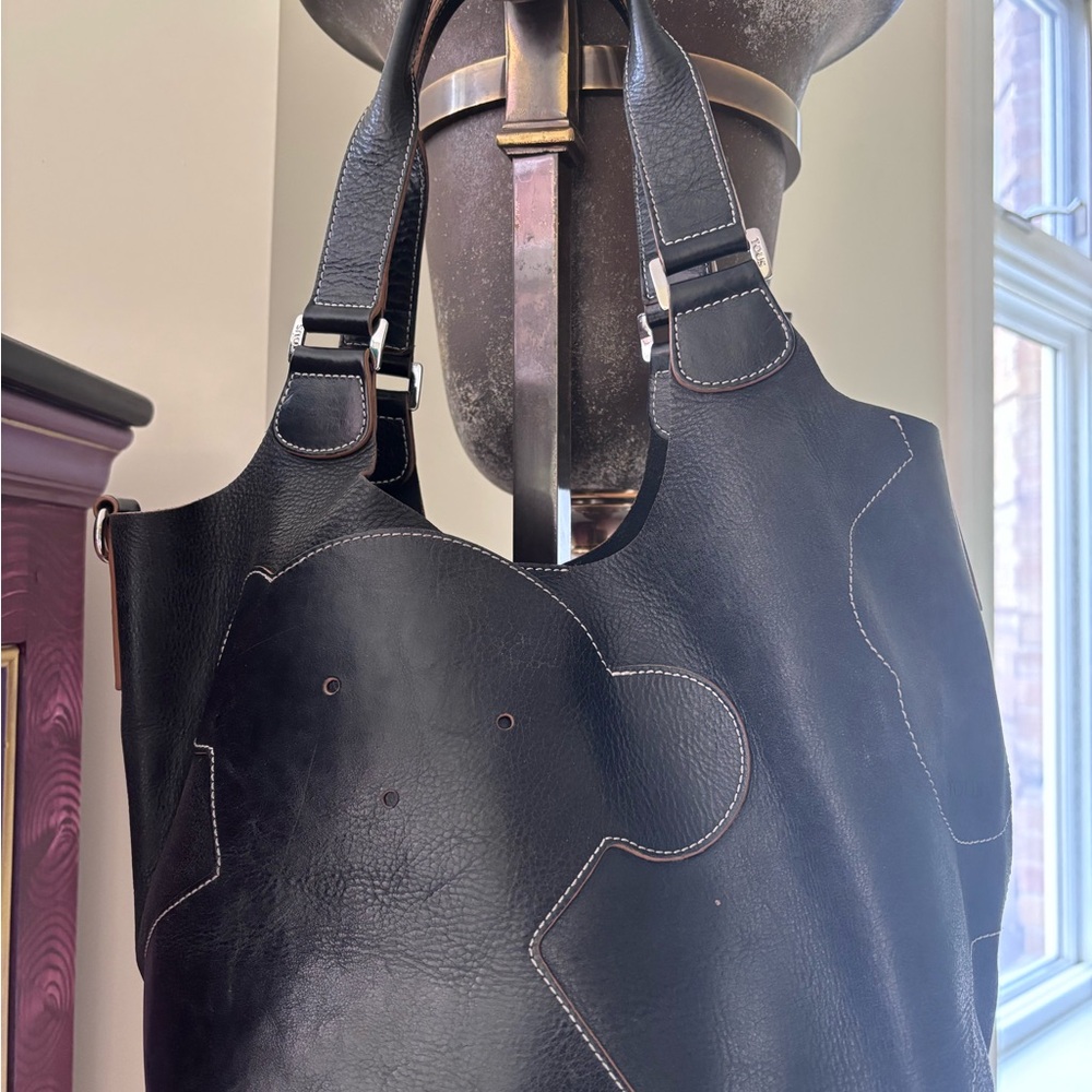 Tous Black Leather Shoulder Bag with Contrast Stitching - Picture 7 of 7